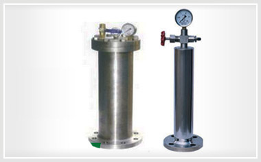 气囊活塞式水锤吸纳器